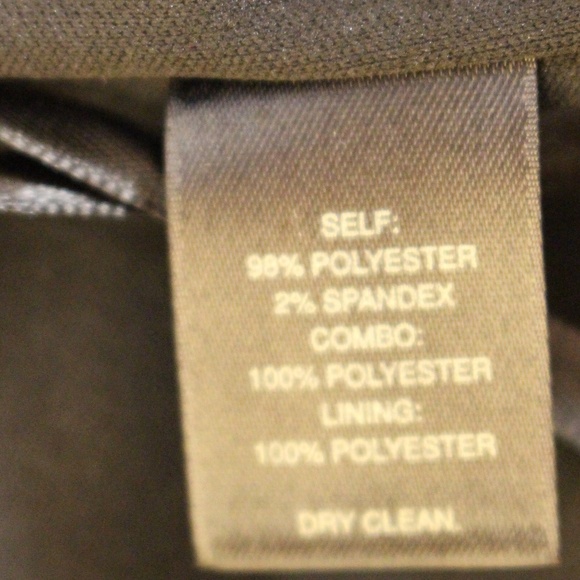 White House Black Market, crisscross bust pattern sleeveless dress - Picture 7 of 7